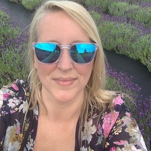 Meet your Posher, Tara